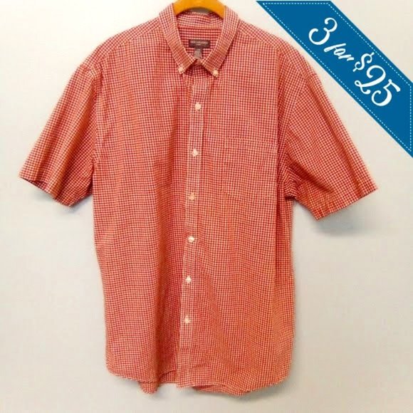 Van Heusen Other - 3/$25💦 VAN HEUSEN LG SHORT SLEEVE BUTTON DOWN RED